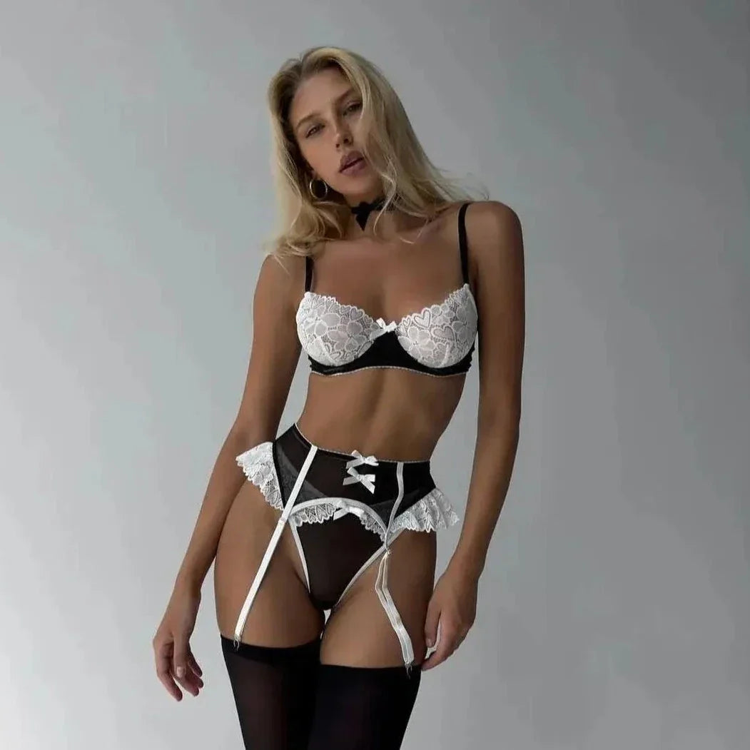 SAMMY BOW and CHOKER 5 PIECE LINGERIE SET